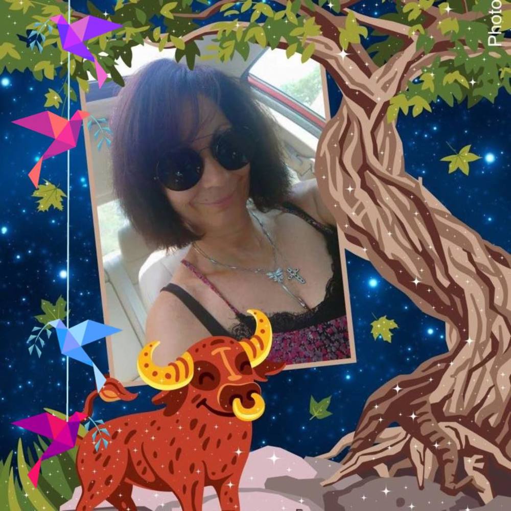 Meet your Posher, Denise